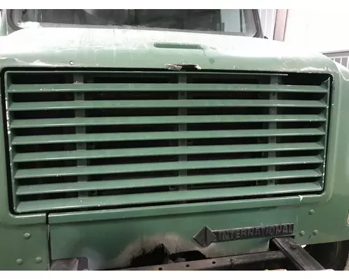 International 4900 Grille