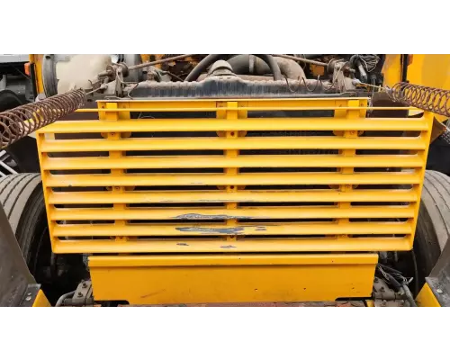 International 4900 Grille