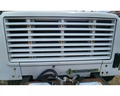 International 4900 Grille
