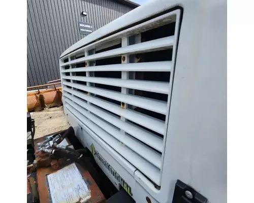 International 4900 Grille