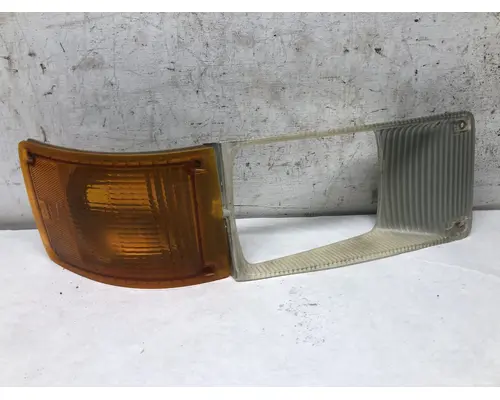 International 4900 Headlamp Assembly