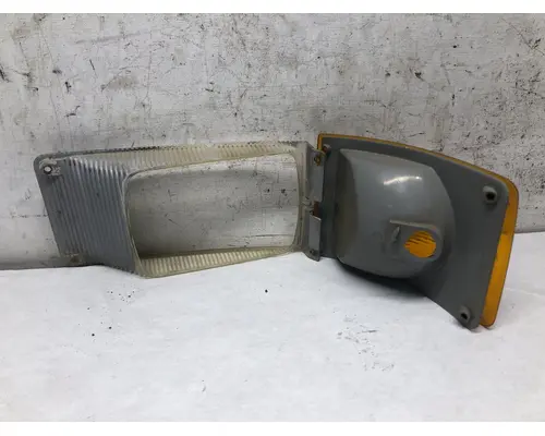 International 4900 Headlamp Assembly