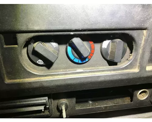 International 4900 Heater & AC Temperature Control