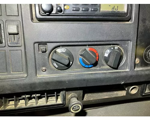 International 4900 Heater & AC Temperature Control