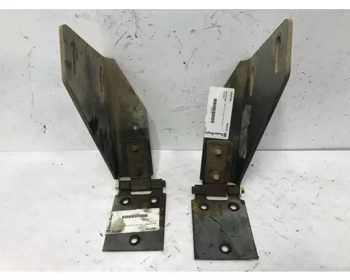 International 4900 Hood Hinge