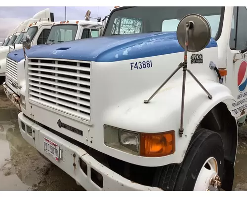 International 4900 Hood