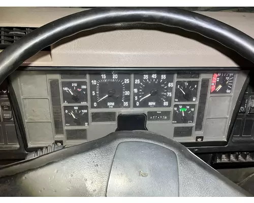 International 4900 Instrument Cluster