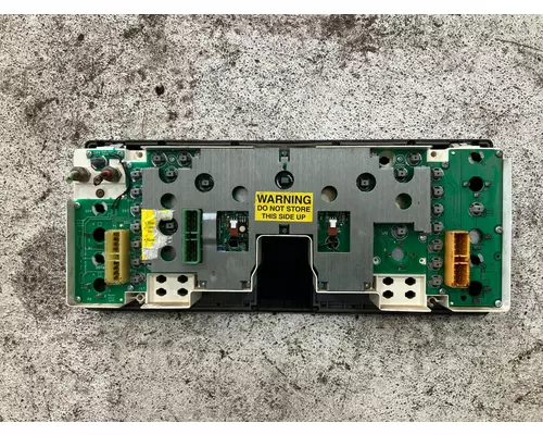 International 4900 Instrument Cluster