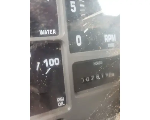 International 4900 Instrument Cluster