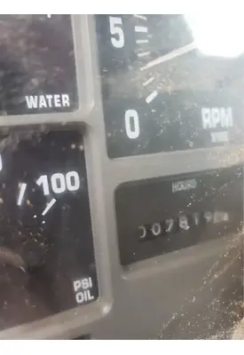 International 4900 Instrument Cluster