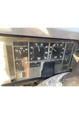 International 4900 Instrument Cluster