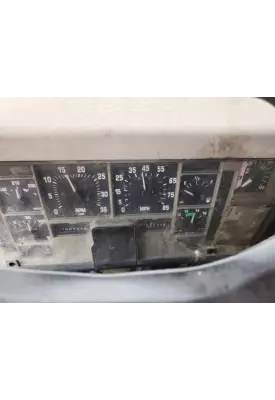 International 4900 Instrument Cluster