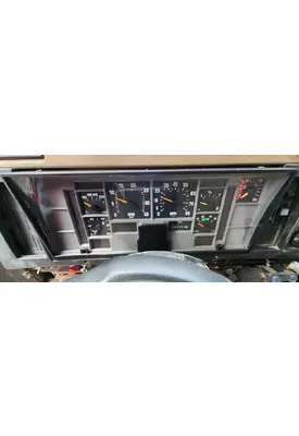 International 4900 Instrument Cluster
