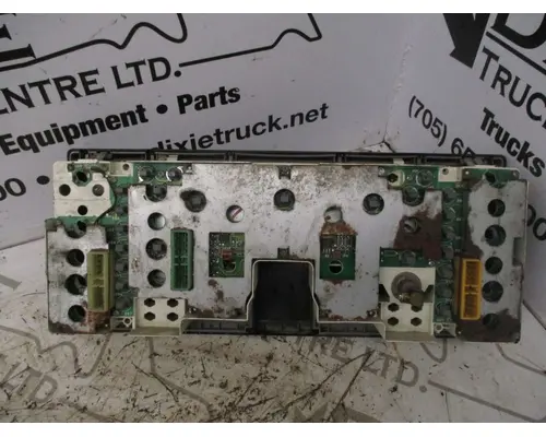 International 4900 Instrument Cluster