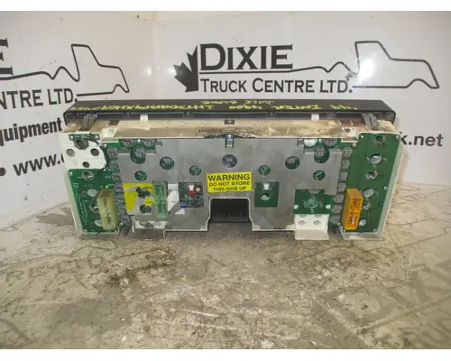International 4900 Instrument Cluster