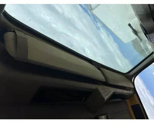 Interior Sun Visor INTERNATIONAL 4900 DTI Trucks