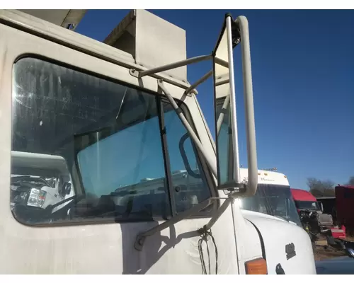 International 4900 Mirror (Side View)