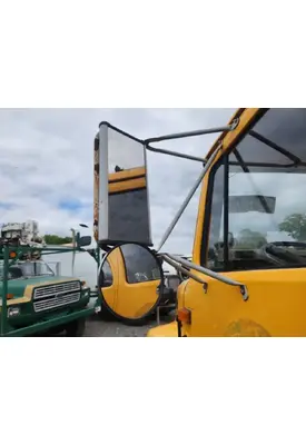 International 4900 Mirror (Side View)