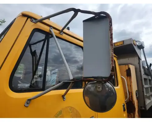 International 4900 Mirror (Side View)