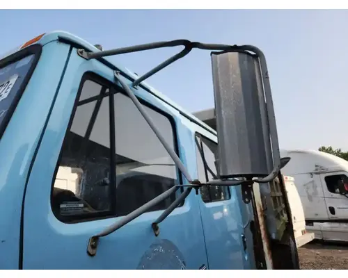International 4900 Mirror (Side View)