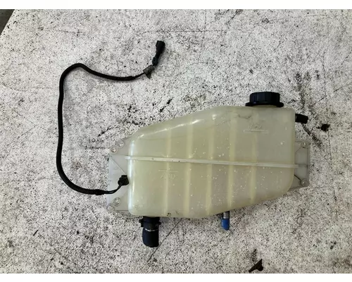 International 4900 Radiator Overflow Bottle  Surge Tank