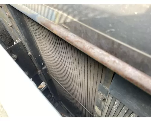 International 4900 Radiator