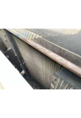 International 4900 Radiator