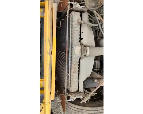 International 4900 Radiator