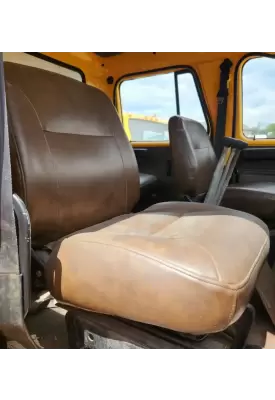 International 4900 Seat, Front