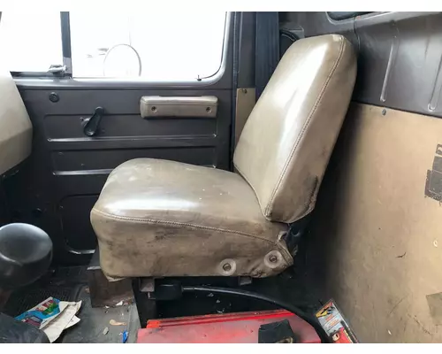 Seat, Front International 4900 Vander Haags Inc Dm