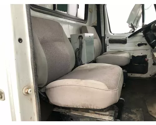 International 4900 Seat (non-Suspension)