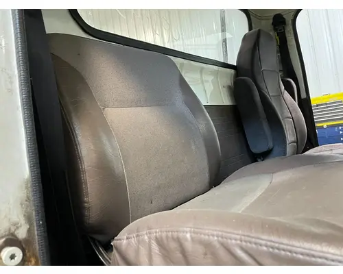Seat, Front International 4900 Vander Haags Inc WM