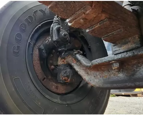 Spindle / Knuckle, Front International 4900 Complete Recycling Group LLC
