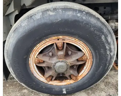 Spindle / Knuckle, Front International 4900 Complete Recycling Group LLC