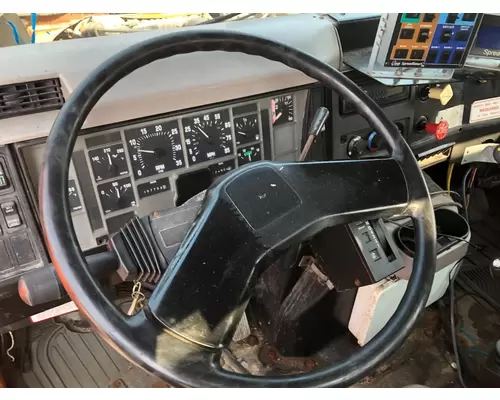 International 4900 Steering Column