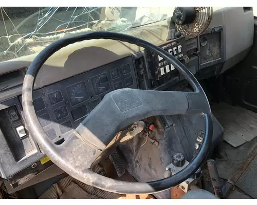 International 4900 Steering Column