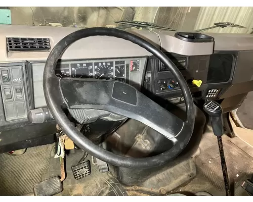 International 4900 Steering Column