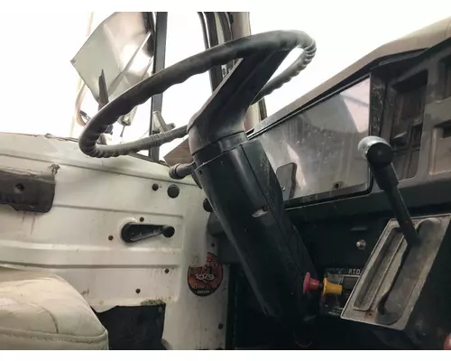 International 4900 Steering Column