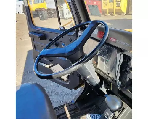 International 4900 Steering Column