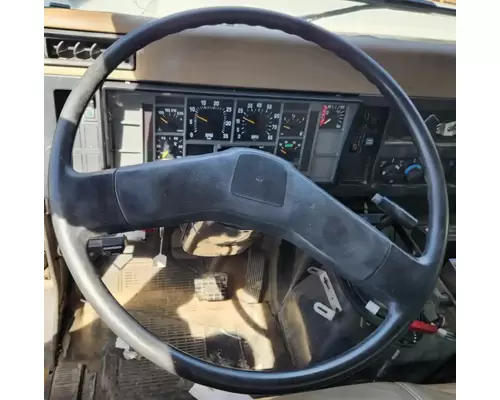 International 4900 Steering Column