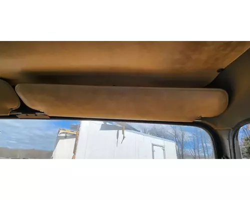 International 4900 Sun Visor (External)