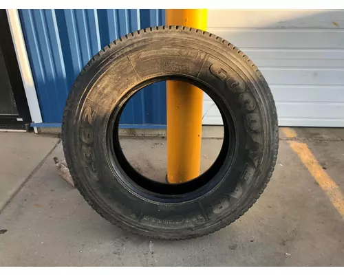 International 4900 Tires