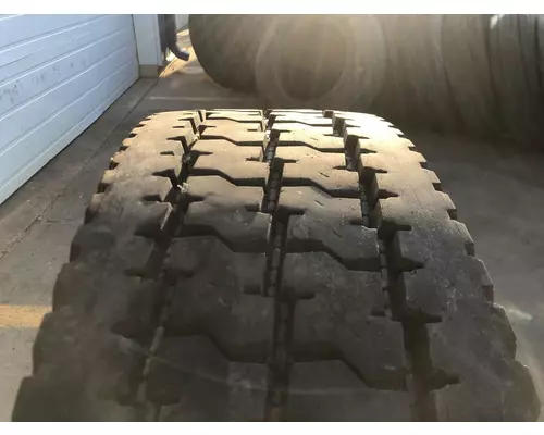 International 4900 Tires