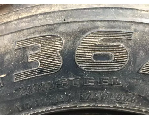 International 4900 Tires