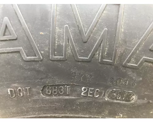 International 4900 Tires