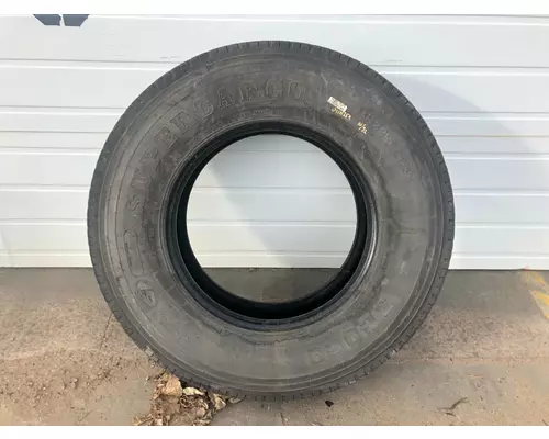 International 4900 Tires