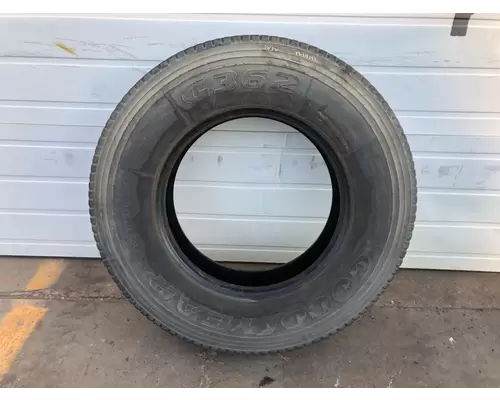 International 4900 Tires