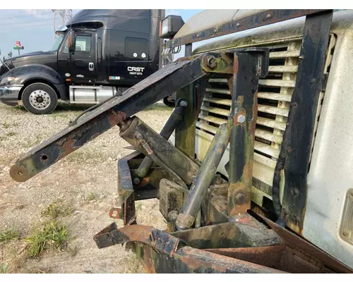 International 4900 Trailer Hitch