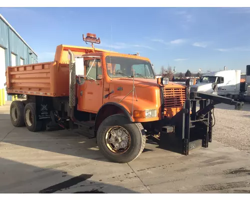 International 4900 Truck