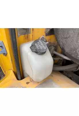 International 4900 Windshield Washer Reservoir